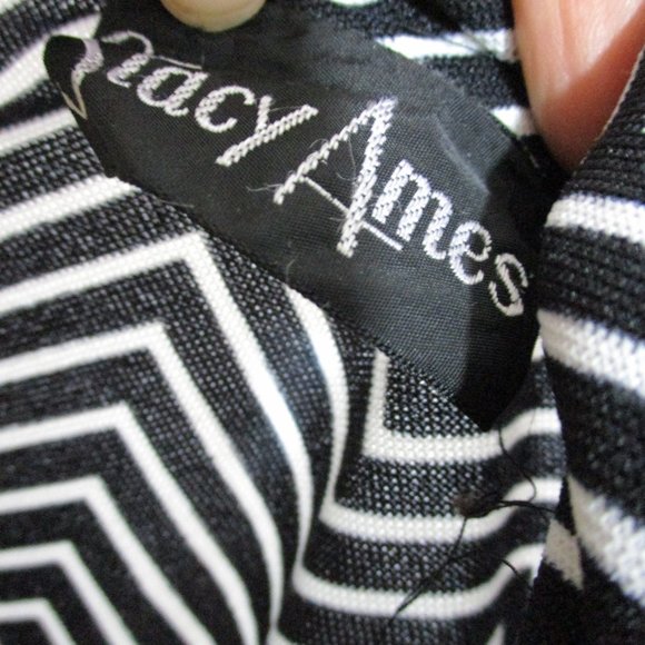 Vintage Black and White Stripe Button Up Shirt - Picture 8 of 8